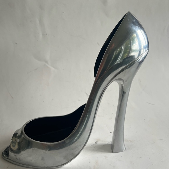 High Heel Stiletto Shoes Metal Wine Bottle Holder Table Centrepiece Heels Decor - Picture 3 of 6
